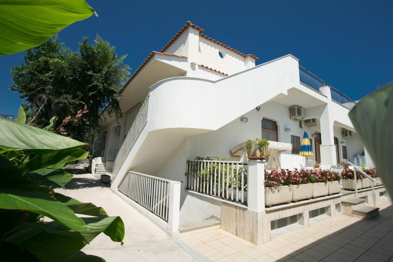 Residence Adriatico Матината Екстериор снимка