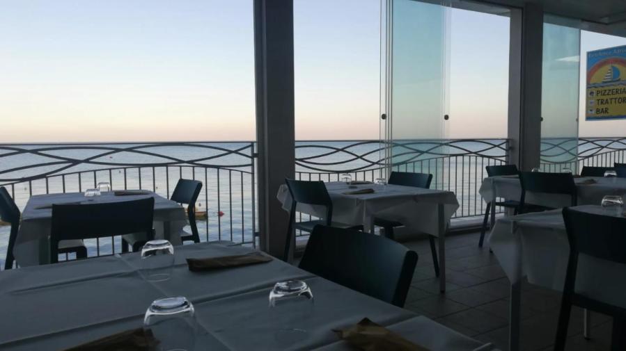 Residence Adriatico Матината Екстериор снимка