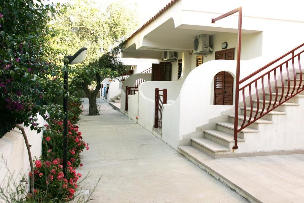 Residence Adriatico Матината Екстериор снимка